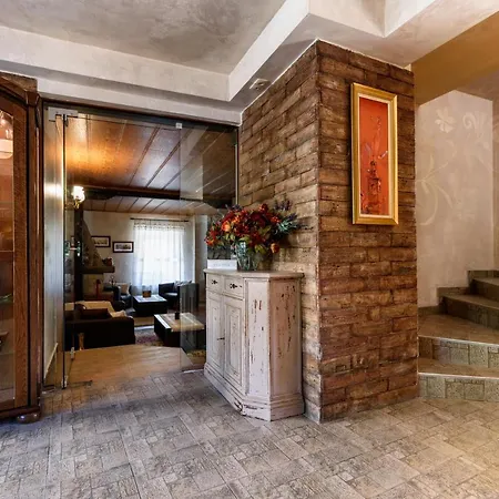 Velinov Boutique With Free Shuttle Bansko