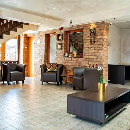 Velinov Boutique With Free Shuttle