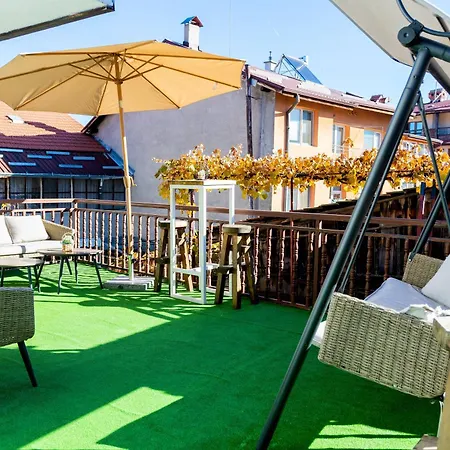 Отель Velinov Boutique 3*
