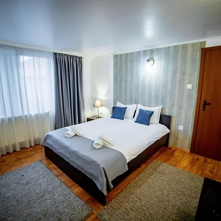 Velinov Boutique Отель