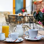 Velinov Boutique Hotel 3*