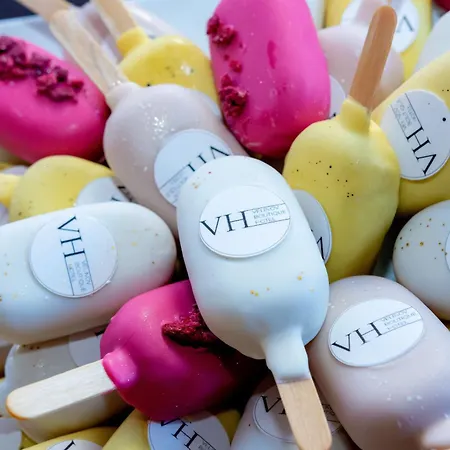 Velinov Boutique With Free Shuttle فندق 3*