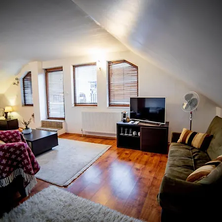 Velinov Boutique With Free Shuttle