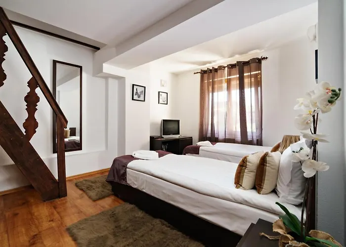 מלון Velinov Boutique With Free Shuttle 3*