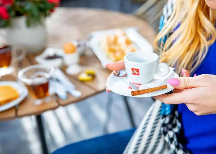 Velinov Boutique With Free Shuttle מלון