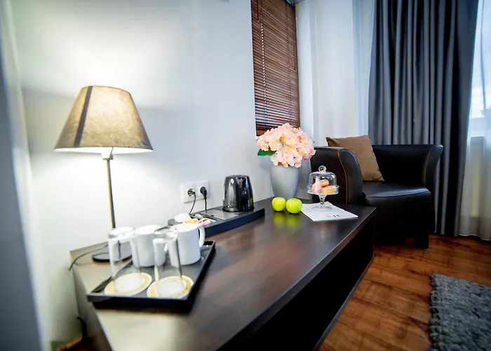 Velinov Boutique With Free Shuttle מלון 3*