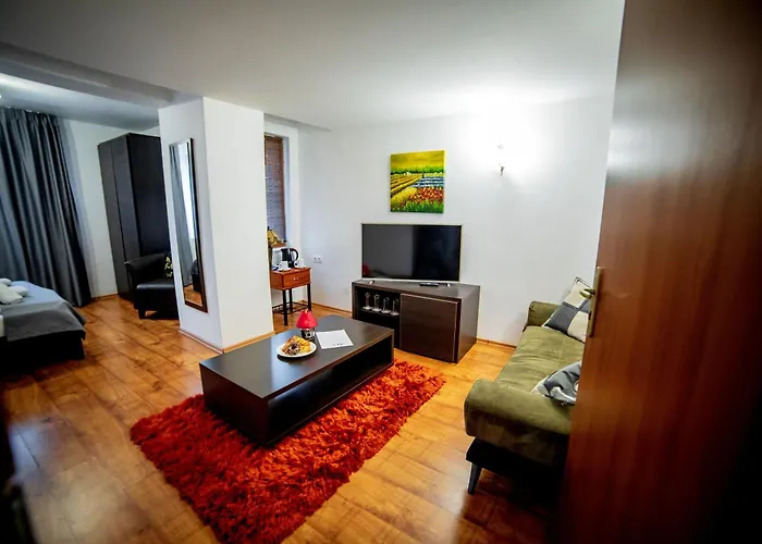 Velinov Boutique With Free Shuttle 3*