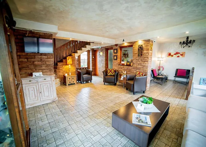 מלון Velinov Boutique With Free Shuttle 3*